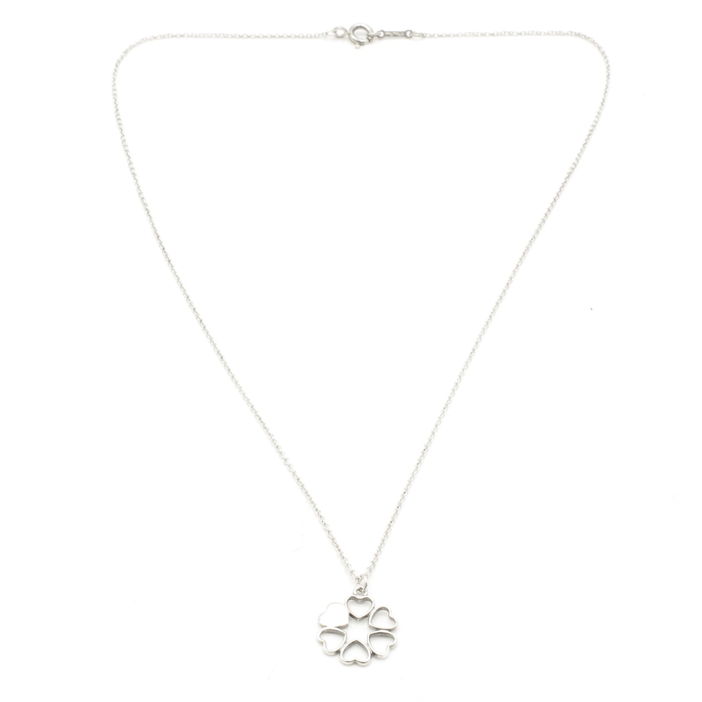 Tiffany & Co Trèfle Heart necklace