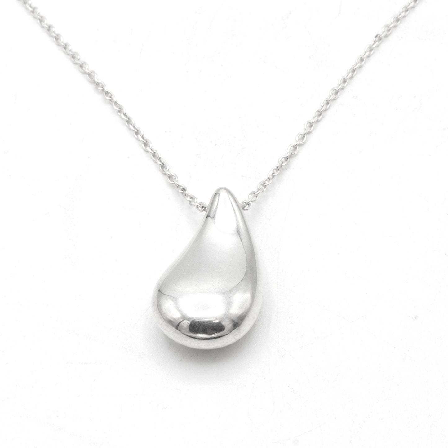 Tiffany & Co Teardrop GM necklace