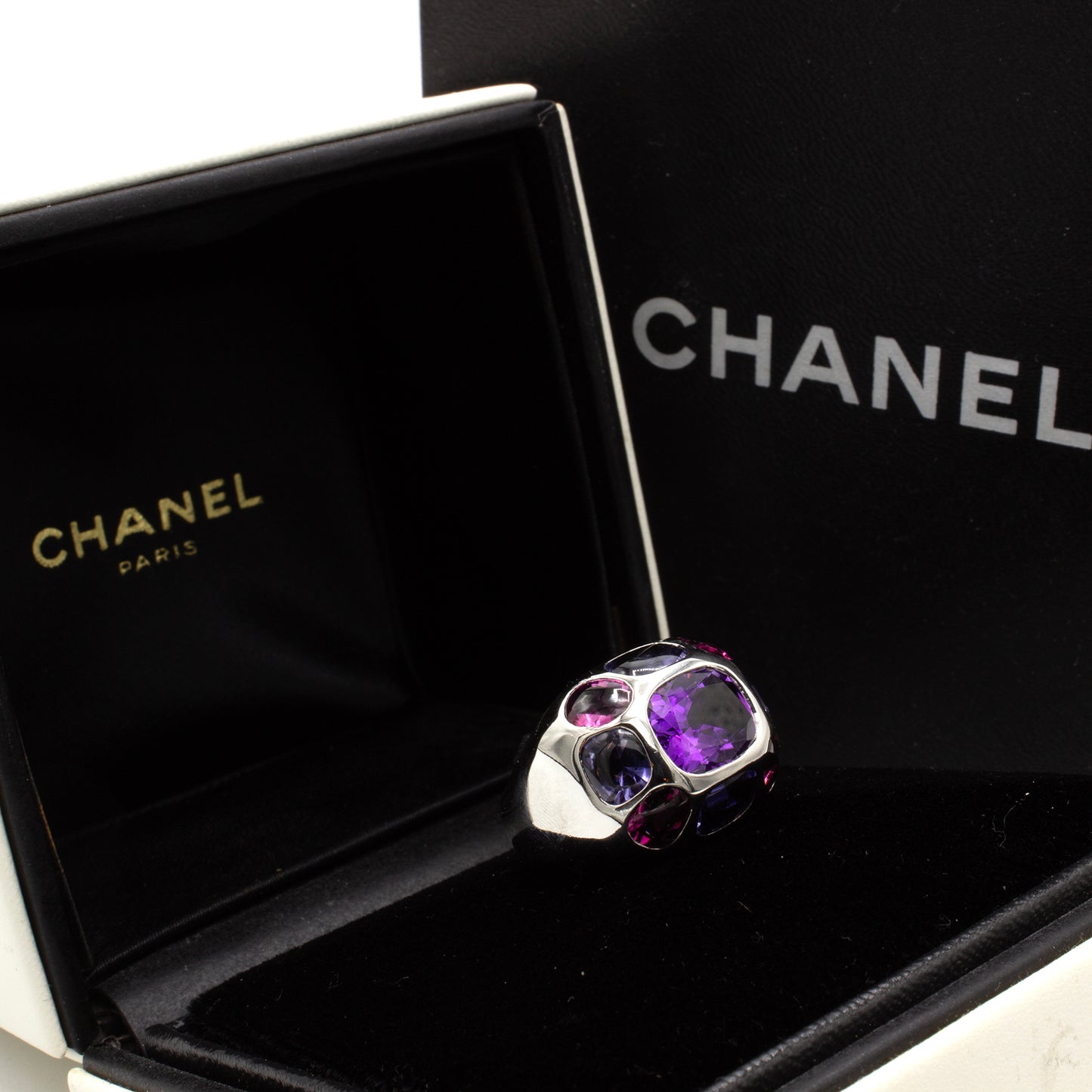 Chanel baroque "Coco Fruits Rouges" ring SIZE 51,5